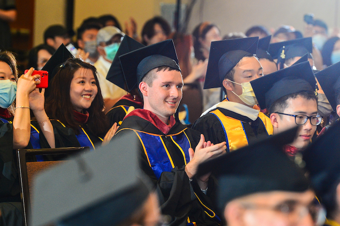 Image of MQE graduates at commencement